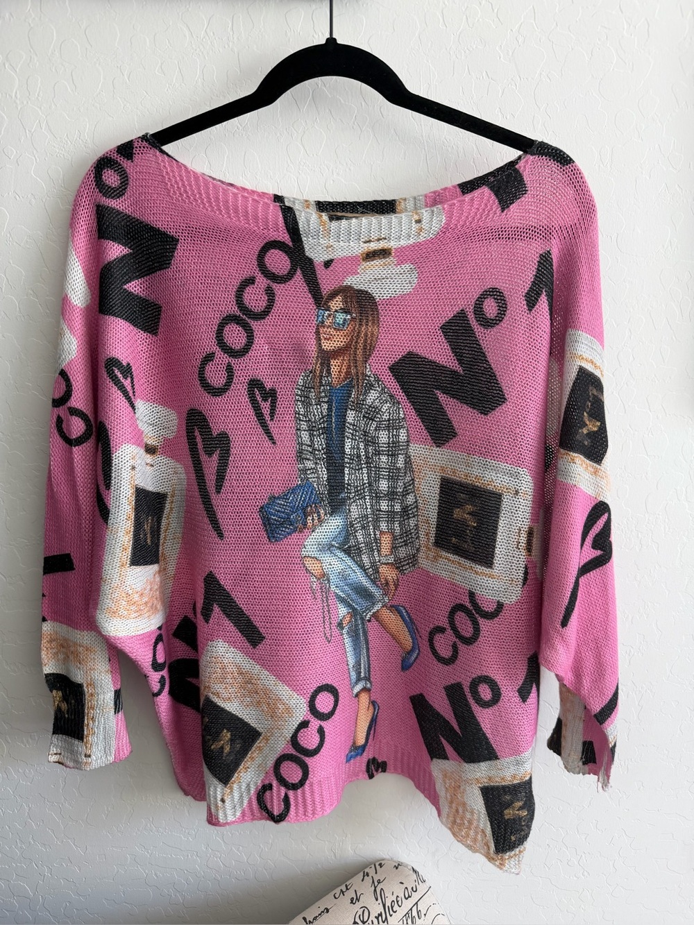 Women’s Pink Graphic Knit Sweater with Fashion Illustration